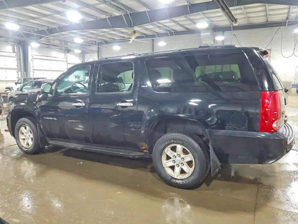 2014 GMC YUKON XL K1500 SLT  