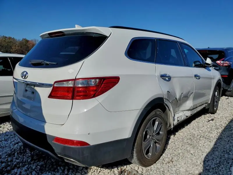 2016 HYUNDAI SANTA FE SE  