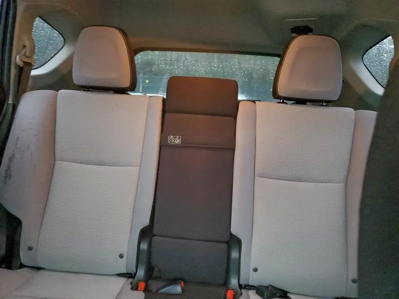 2017 TOYOTA RAV4 HV LE  