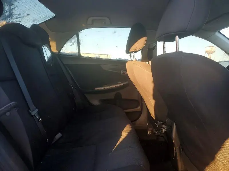 2010 TOYOTA COROLLA BASE  