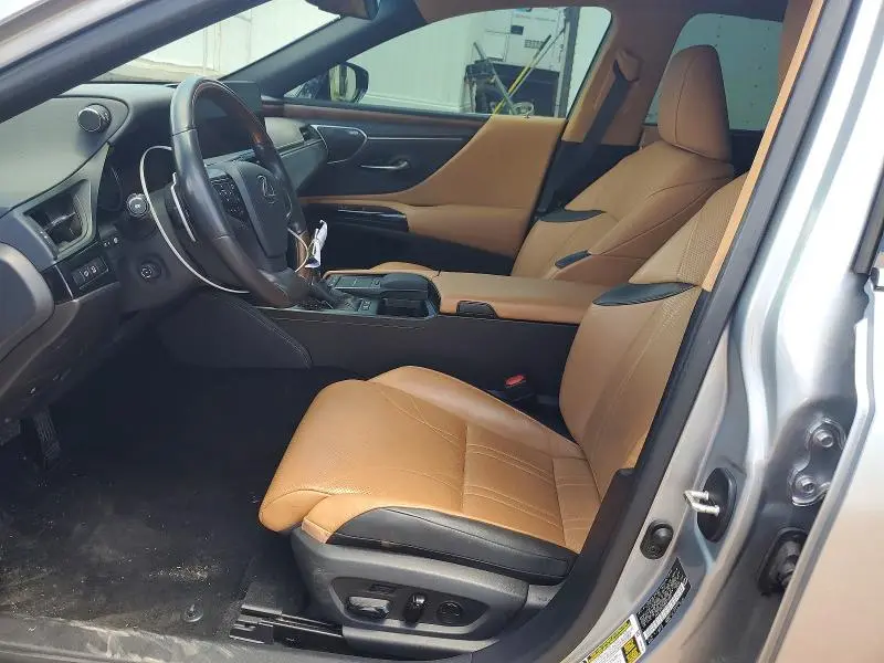 2022 LEXUS ES 300H ULTRA LUXURY  