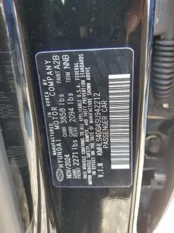 2025 HYUNDAI ELANTRA SEL  