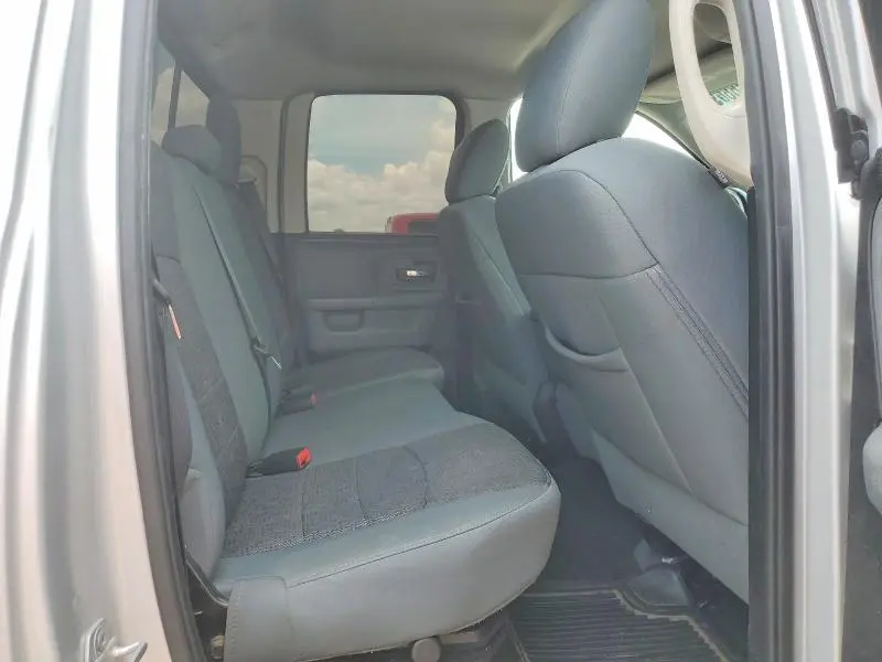 2015 RAM 1500 SLT  