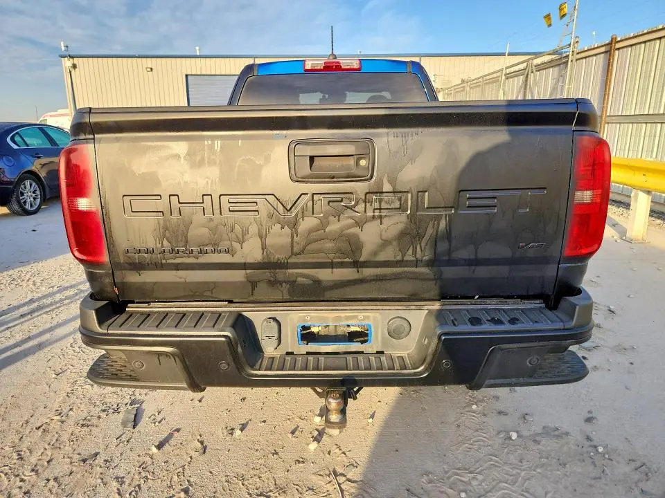 2021 CHEVROLET COLORADO LT  