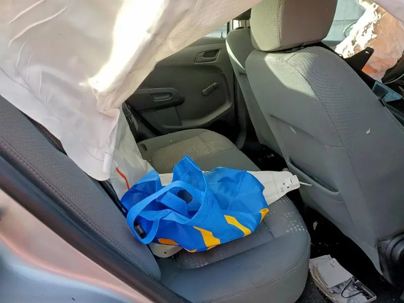 2015 CHEVROLET SONIC LS  