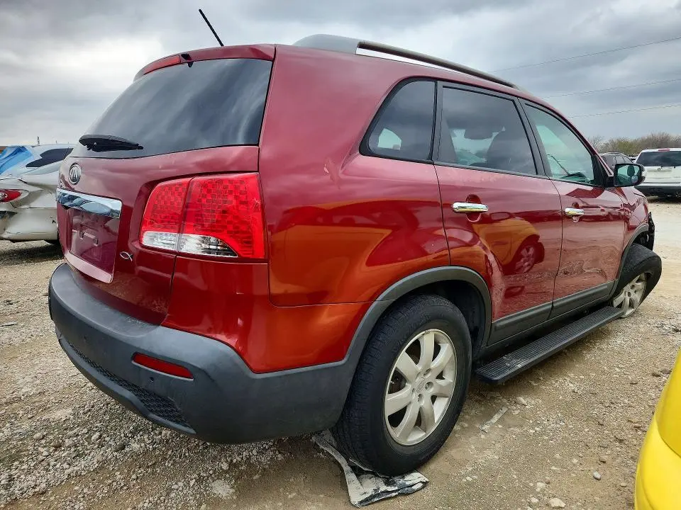 2011 KIA SORENTO   