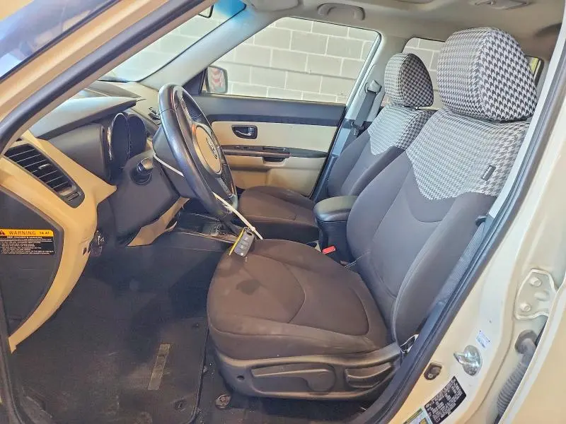 2011 KIA SOUL !  