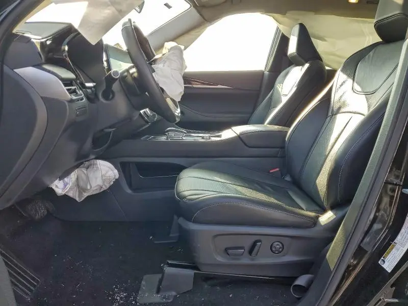 2024 INFINITI QX60 PURE  