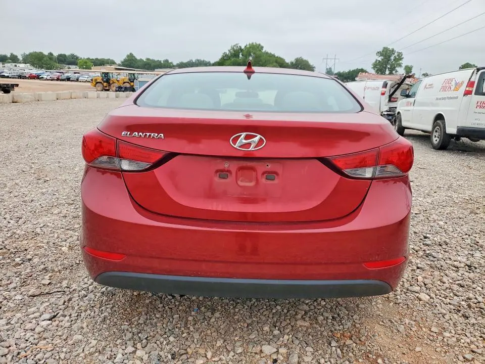 2014 HYUNDAI ELANTRA SE  