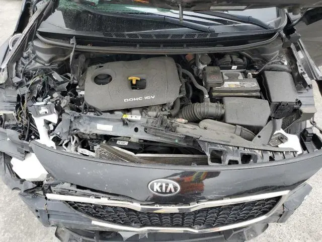 2017 KIA FORTE LX  