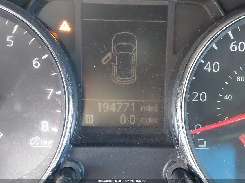 2011 NISSAN ROGUE SV