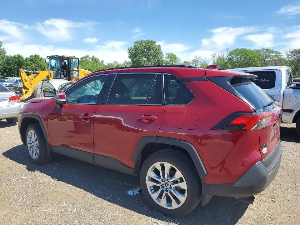 2025 TOYOTA RAV4 XLE PREMIUM  