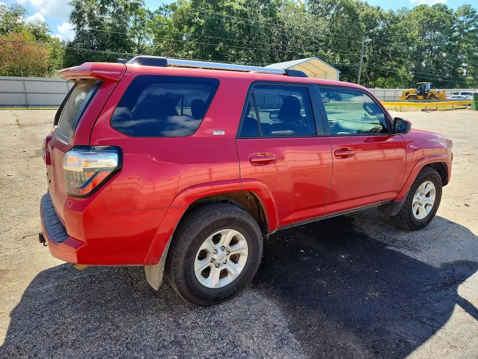 2021 TOYOTA 4RUNNER SR5  