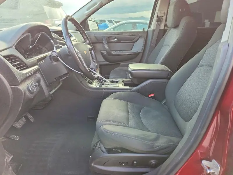 2015 CHEVROLET TRAVERSE LT  