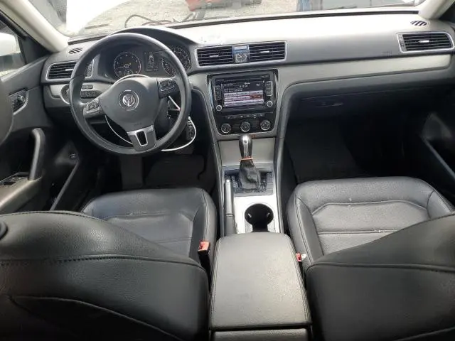 2014 VOLKSWAGEN PASSAT SE  