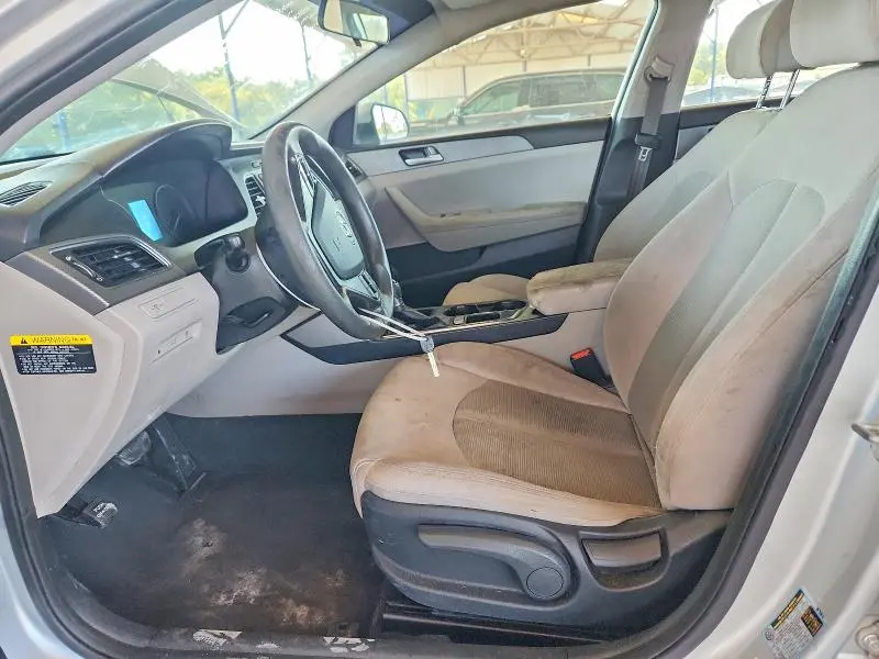 2017 HYUNDAI SONATA SE  