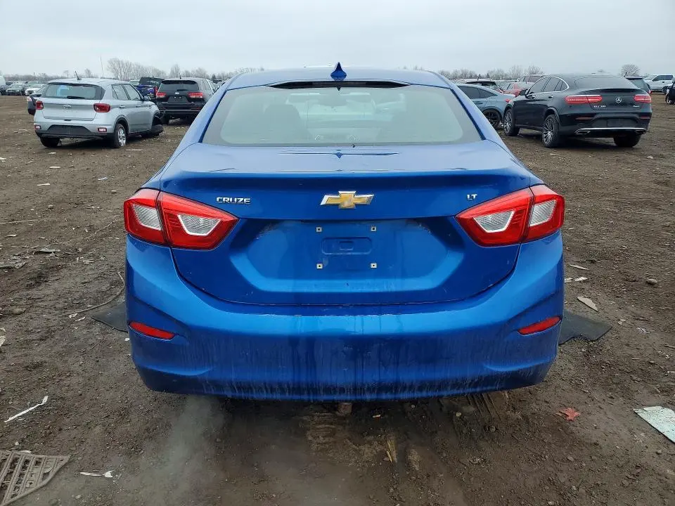 2018 CHEVROLET CRUZE LT  