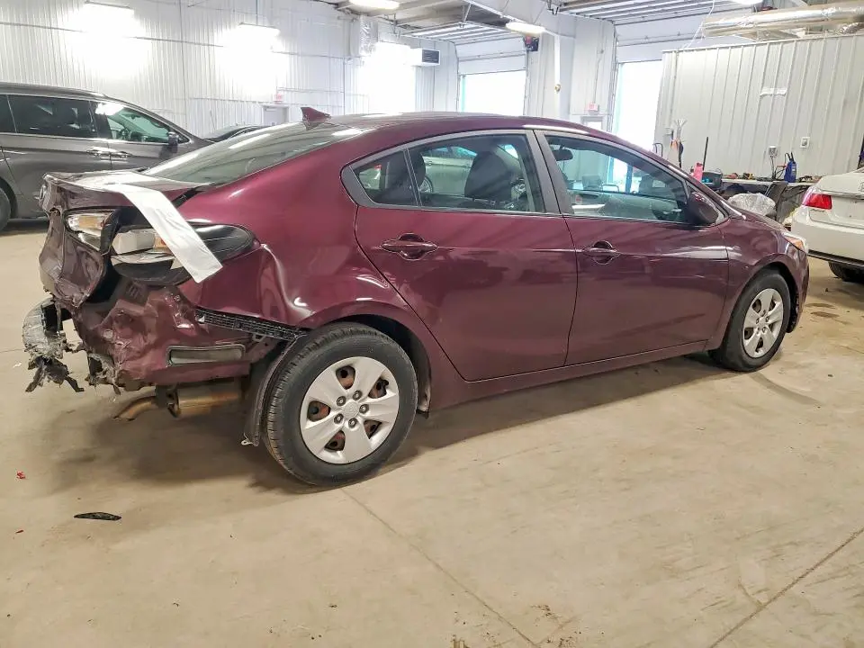 2017 KIA FORTE LX  
