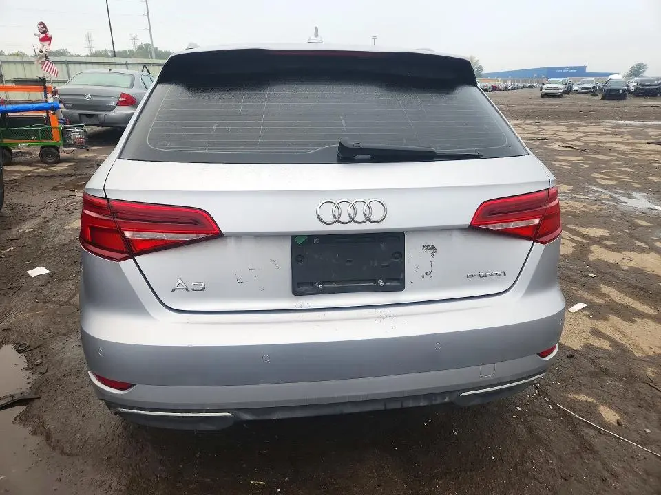 2017 AUDI A3 E-TRON PRESTIGE  