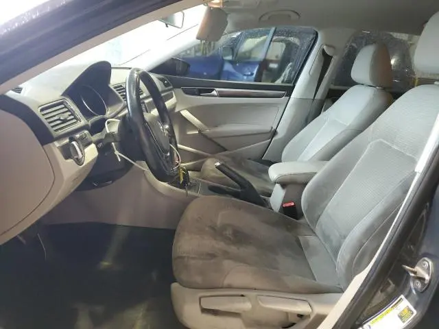 2016 VOLKSWAGEN PASSAT S  