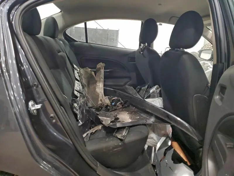 2024 MITSUBISHI MIRAGE G4 ES  