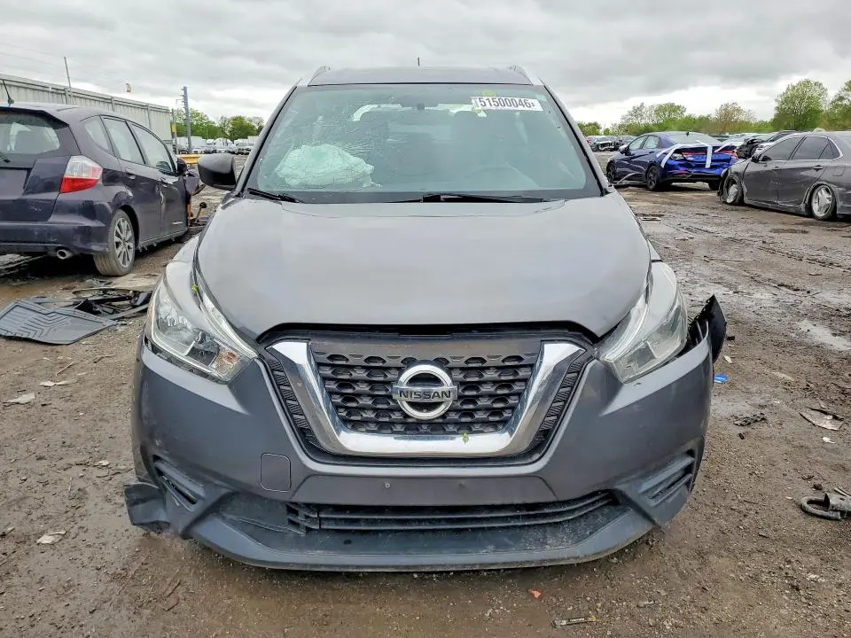 2019 NISSAN KICKS S  