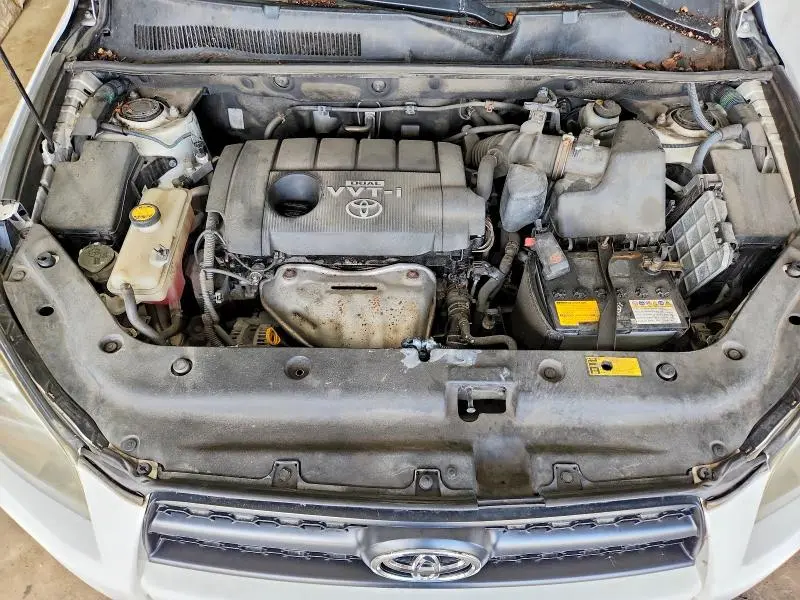 2010 TOYOTA RAV4 BASE  