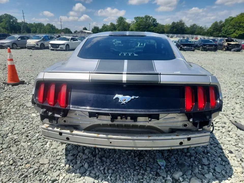 2016 FORD MUSTANG BASE  