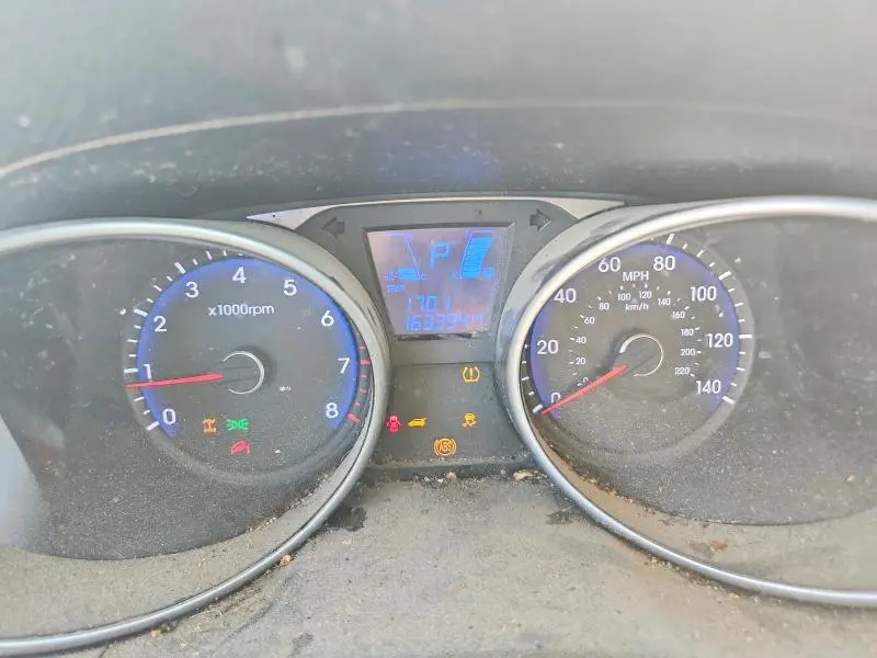 2010 HYUNDAI TUCSON LIMITED  