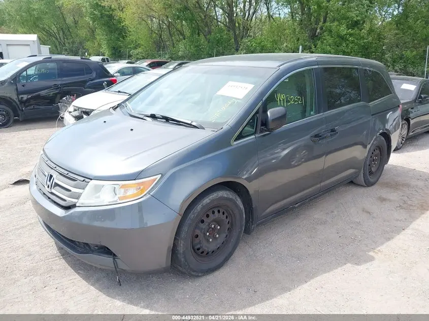 2011 HONDA ODYSSEY LX