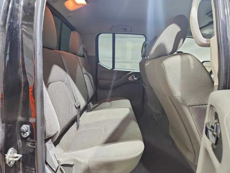 2018 NISSAN FRONTIER SV  
