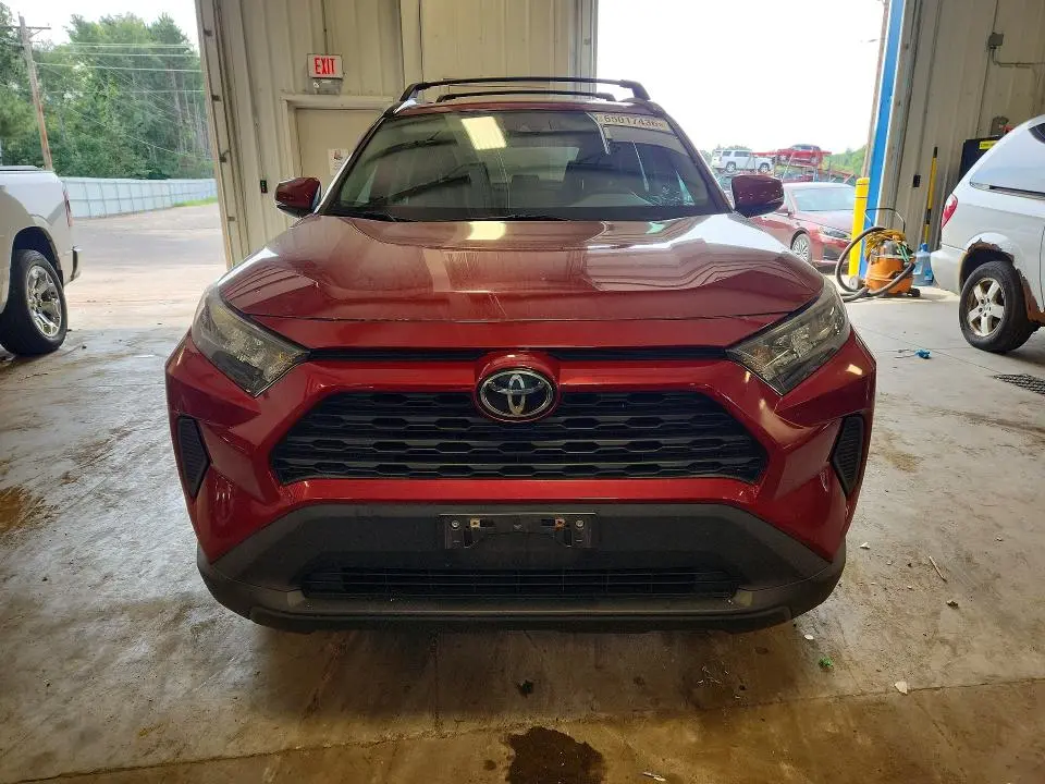 2021 TOYOTA RAV4 LE  