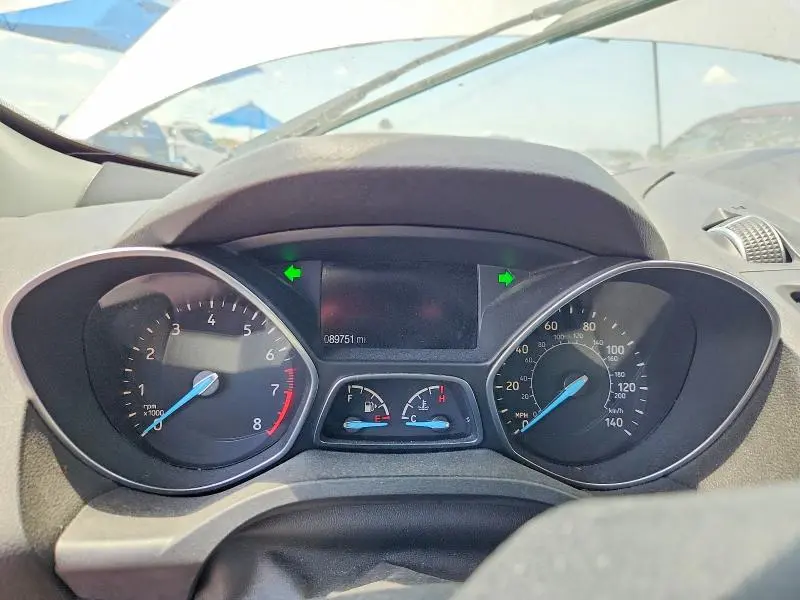 2019 FORD ESCAPE SE  