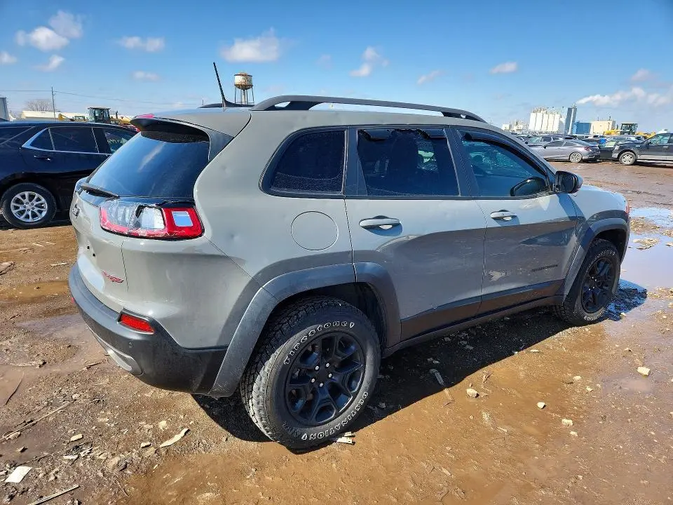 2019 JEEP CHEROKEE TRAILHAWK  