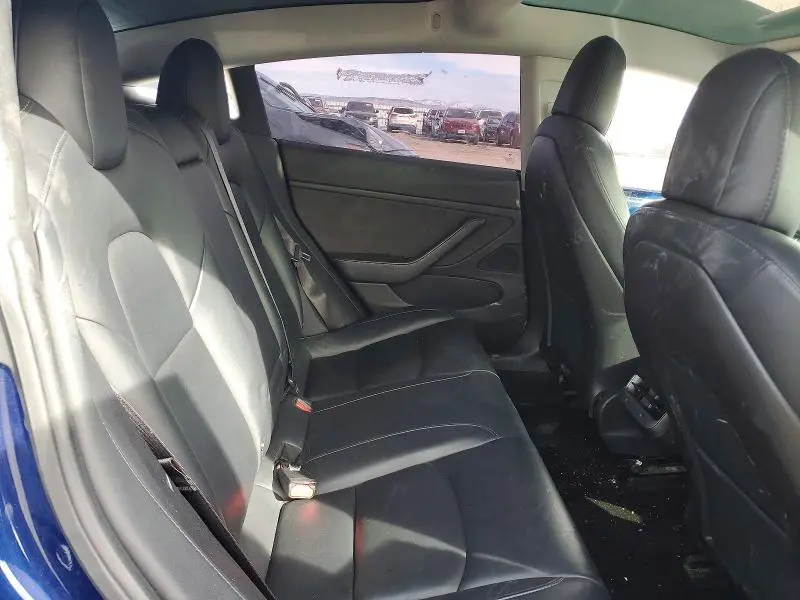 2018 TESLA MODEL 3   