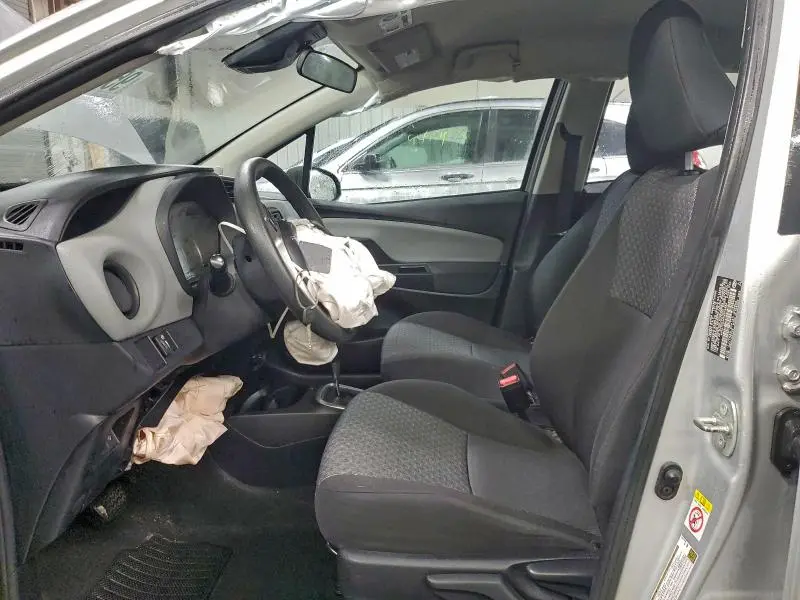 2017 TOYOTA YARIS 5-DOOR L FLEET  