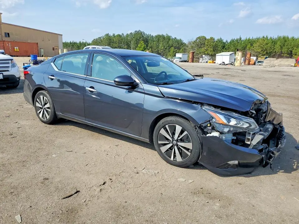 2019 NISSAN ALTIMA SL  