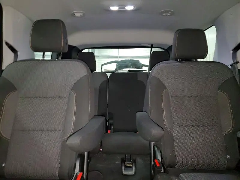2018 CHEVROLET TRAVERSE LT  