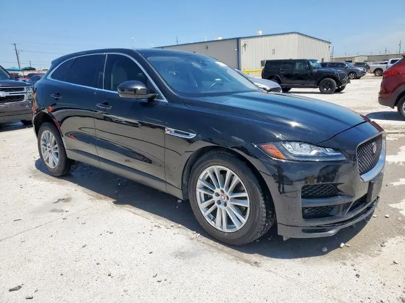 2017 JAGUAR F-PACE PRESTIGE  