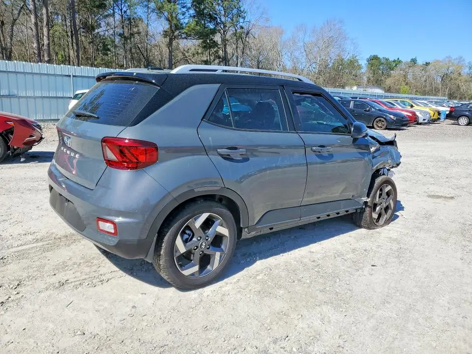 2025 HYUNDAI VENUE LIMITED  