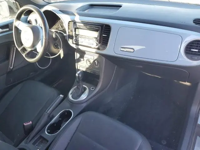2012 VOLKSWAGEN BEETLE   