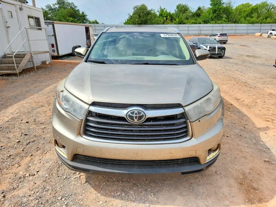 2016 TOYOTA HIGHLANDER LIMITED PLATINUM  