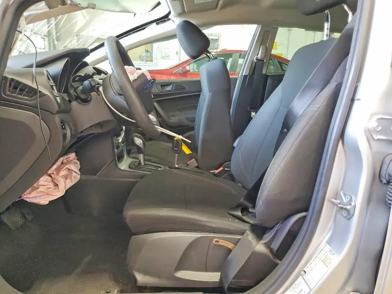 2017 FORD FIESTA SE  