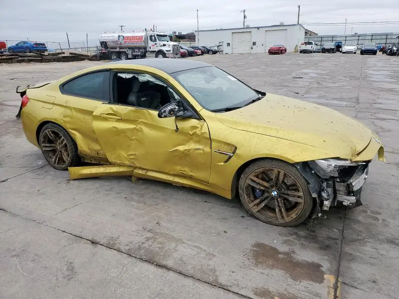 2016 BMW M4   