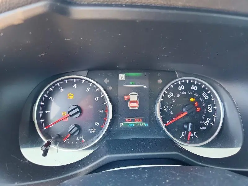 2020 TOYOTA RAV4 LE  