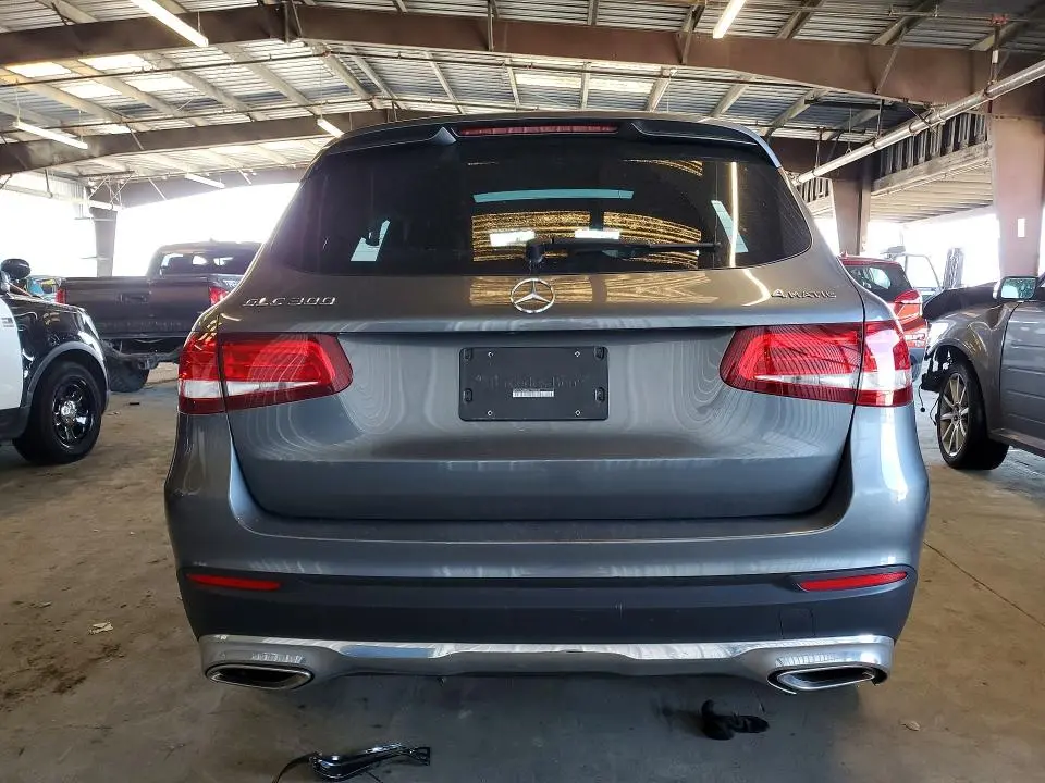 2019 MERCEDES-BENZ GLC 300 4MATIC  