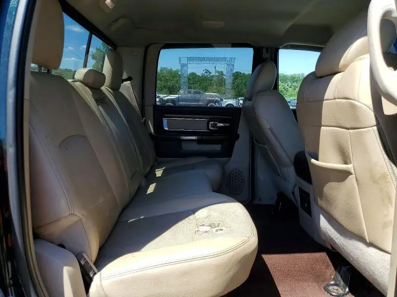 2015 RAM 3500 LARAMIE 4WD 6.7L 6C TDSL