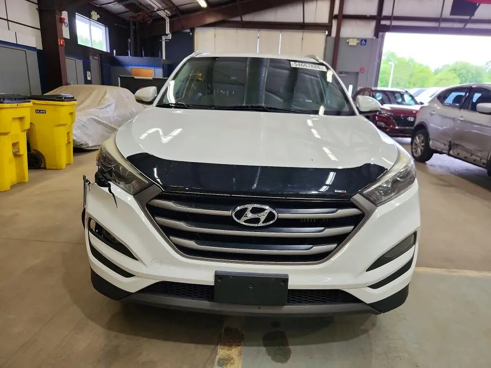 2016 HYUNDAI TUCSON SPORT  