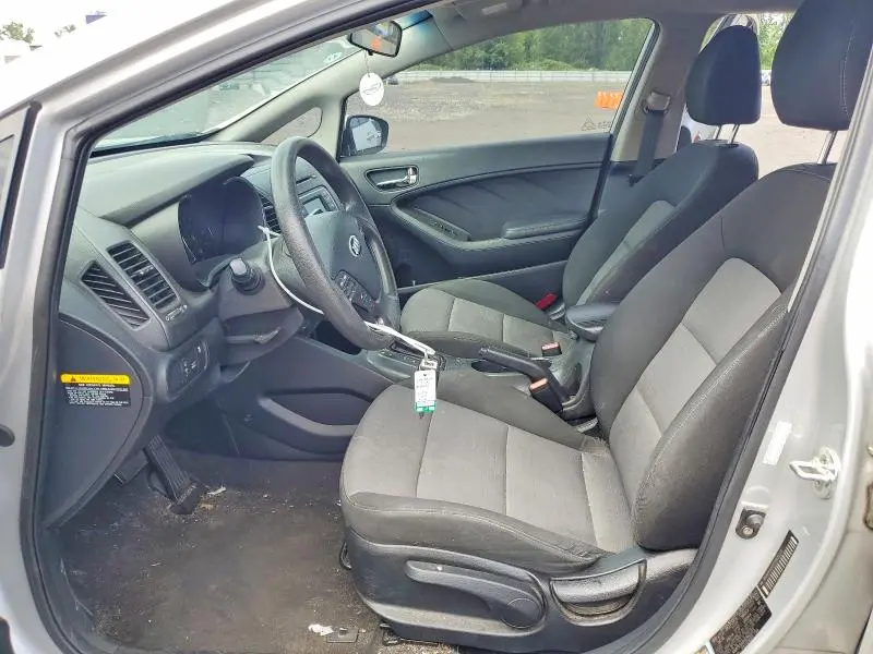 2016 KIA FORTE LX  