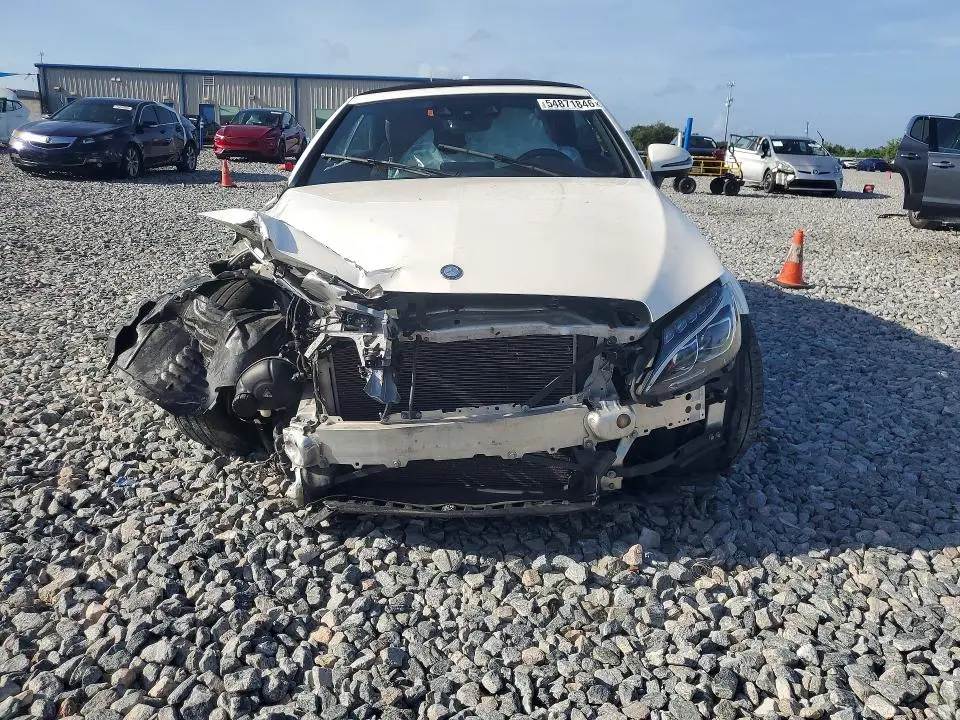 2017 MERCEDES-BENZ C 300  